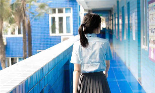 白玉如何找到一个可以帮助我生孩子的女人？