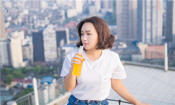 白玉关于试管代生助孕多少钱的详尽分析与指导
