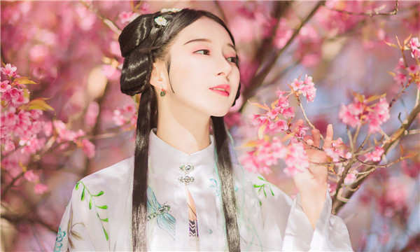 白玉供卵试管婴儿：助您实现家庭梦想的科学方案